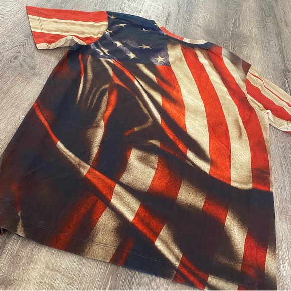 Smith & Graham Badass Bikini Tattooed Girl with American Flag Luxury Tee - Picture 12 of 13